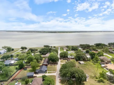 404 E Elizabeth Avenue Palacios TX 77465