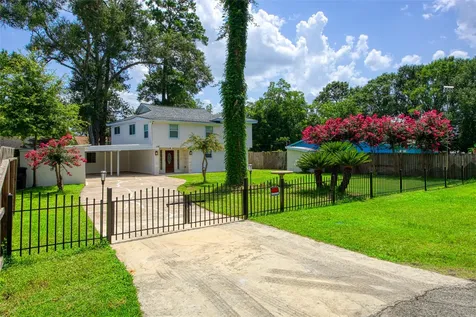 118 Waterwood Drive Huffman TX 77336