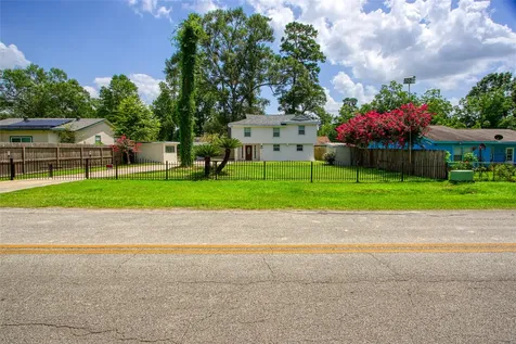 118 Waterwood Drive Huffman TX 77336