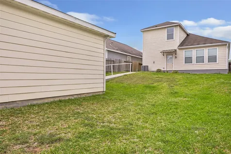 10776 S Lake Mist Lane Willis TX 77318