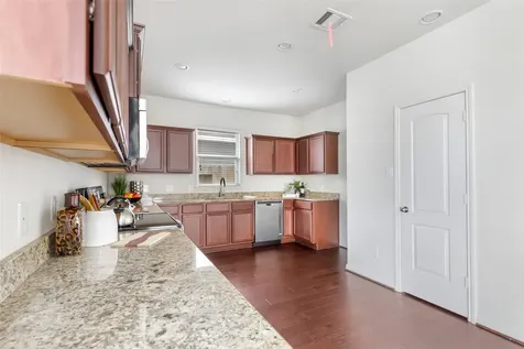 10776 S Lake Mist Lane Willis TX 77318