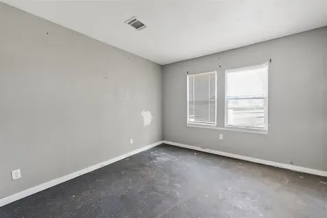 7411 Highway 36 Jones Creek TX 77541