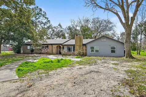7411 Highway 36 Jones Creek TX 77541