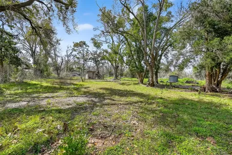7411 Highway 36 Jones Creek TX 77541