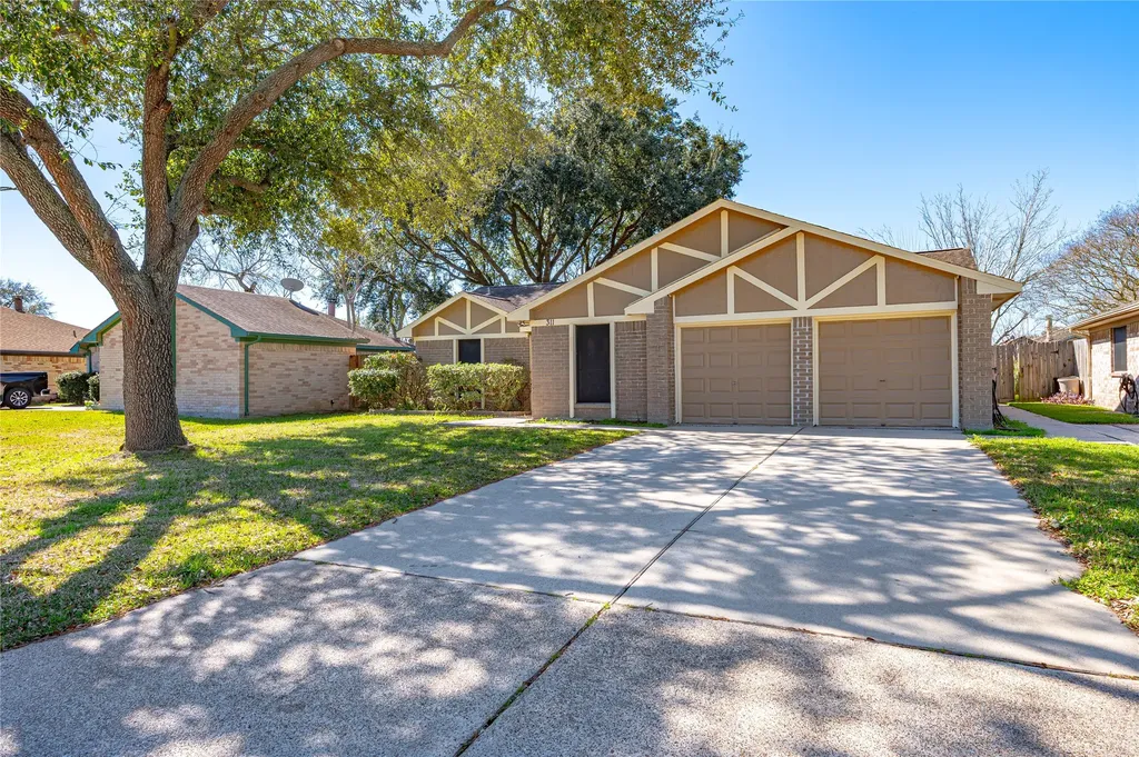 311 Windward Drive League City TX 77573
