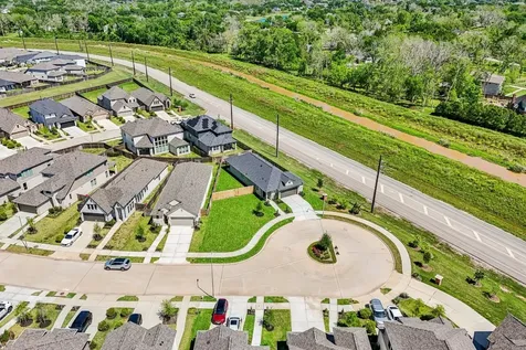 4018 Honeyspring Drive Missouri City TX 77459