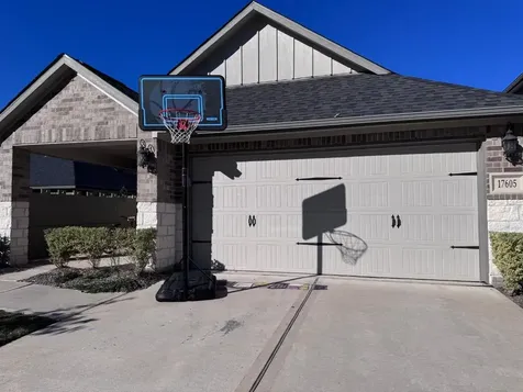17605 Rosette Grass Drive Conroe TX 77385