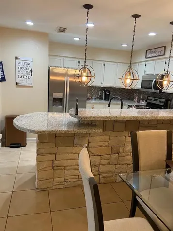 2203 Place Rebecca Lane C5 Houston TX 77090