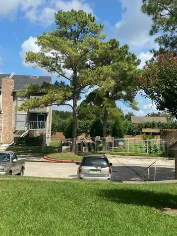 2203 Place Rebecca Lane C5 Houston TX 77090