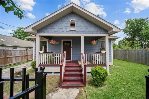 1906 Chew Street Houston TX 77020
