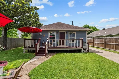 1906 Chew Street Houston TX 77020