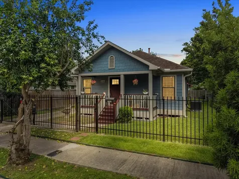 1906 Chew Street Houston TX 77020