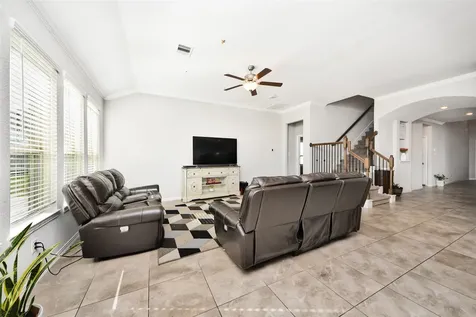 8903 Lost Castle Way Cypress TX 77433