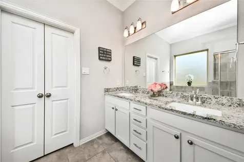 8903 Lost Castle Way Cypress TX 77433