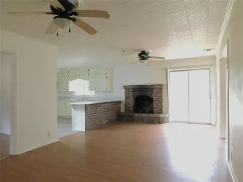 618 Temple Street Woodville TX 75979