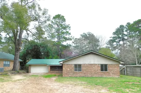 618 Temple Street Woodville TX 75979