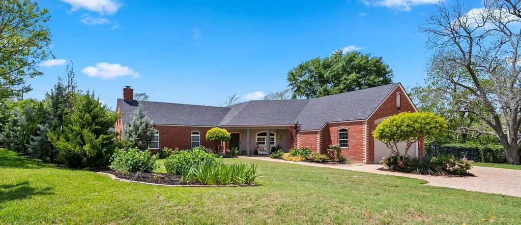 1800 Church Street Brenham TX 77833