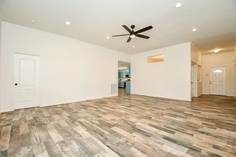 835 Victoria Lakes Drive Katy TX 77493