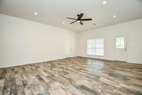 835 Victoria Lakes Drive Katy TX 77493