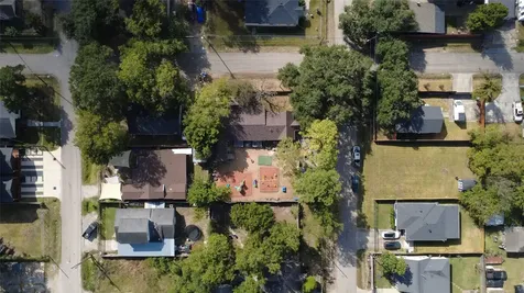 4302 Delhi Street Houston TX 77022