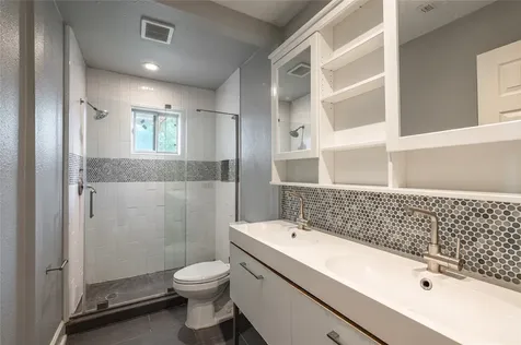 407 Juniper Court Stafford TX 77477