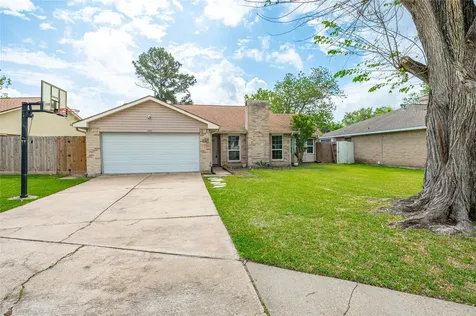 407 Juniper Court Stafford TX 77477