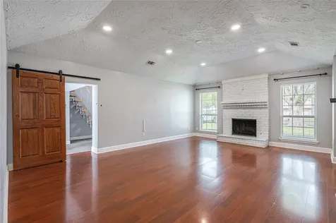 407 Juniper Court Stafford TX 77477