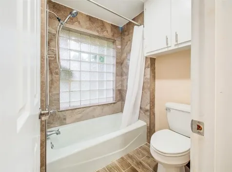 13526 Sherwood Street Sugar Land TX 77498