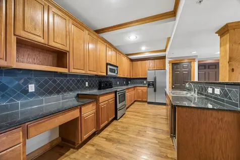 215 W Norma Street 302 Houston TX 77009