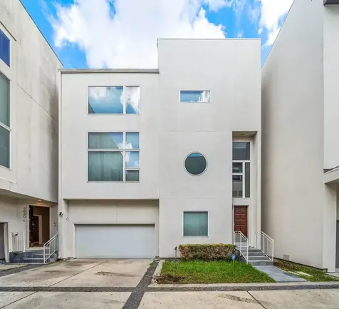 5630 Kiam Street B Houston TX 77007