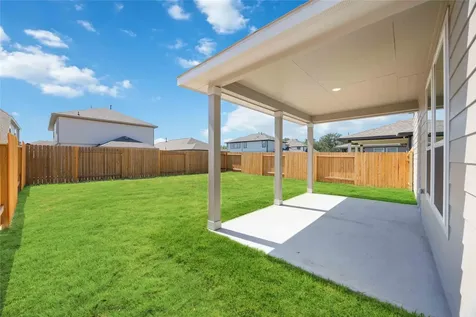 1052 Lilly Lane Bellville TX 77418