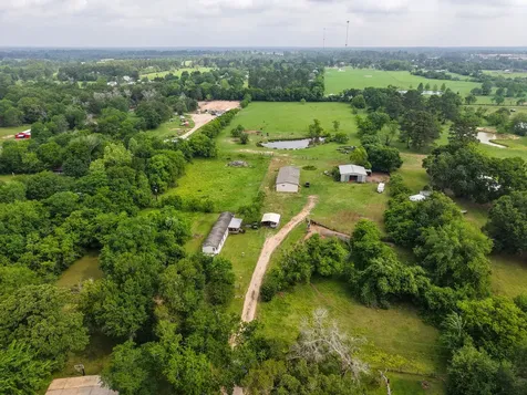 31637 Cedardale Street Magnolia TX 77355