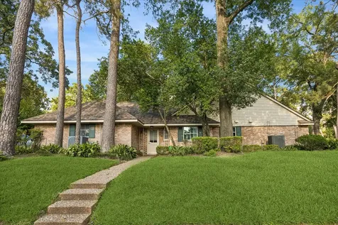 10110 Sugar Hill Drive Houston TX 77042