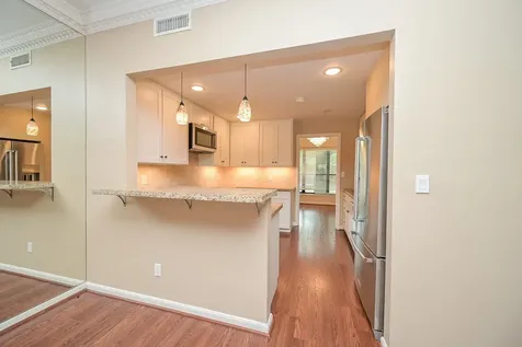 573 N Post Oak Lane Houston TX 77024