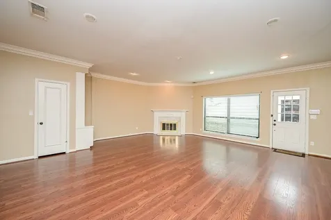 573 N Post Oak Lane Houston TX 77024