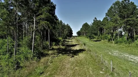 9490 S State Highway 19 Lovelady TX 75851