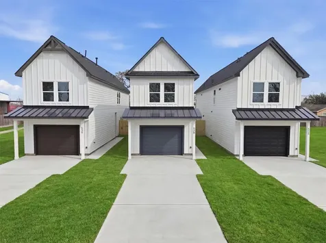 528 N 4th Street La Porte TX 77571