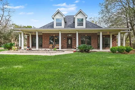 2500 Owen Street Alvin TX 77511