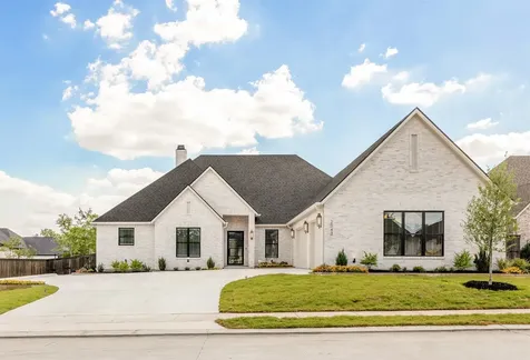 2043 Pebble Bend Drive College Station TX 77845