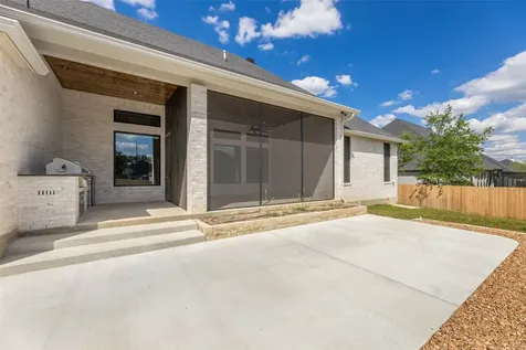 2043 Pebble Bend Drive College Station TX 77845