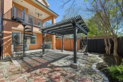 709 Herkimer Street Houston TX 77007