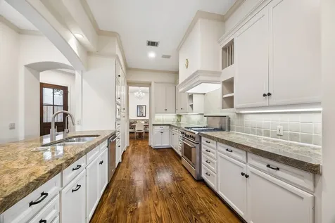 2207 Dunraven Lane Houston TX 77019