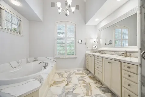2207 Dunraven Lane Houston TX 77019
