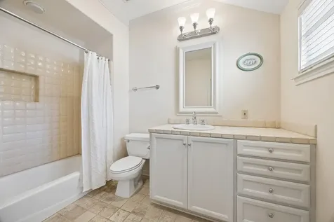 2207 Dunraven Lane Houston TX 77019