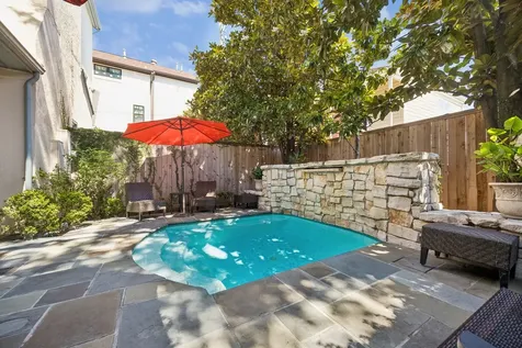 2207 Dunraven Lane Houston TX 77019