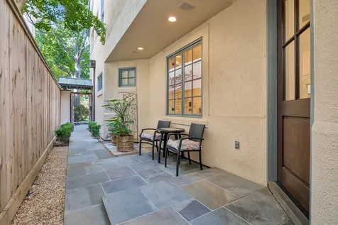 2207 Dunraven Lane Houston TX 77019