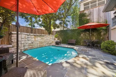 2207 Dunraven Lane Houston TX 77019