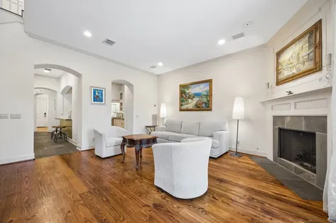 2207 Dunraven Lane Houston TX 77019