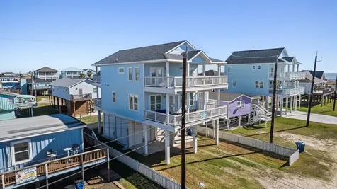 218 Ocean Avenue Surfside Beach TX 77541