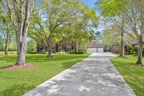 805 Murphy Lane Friendswood TX 77546